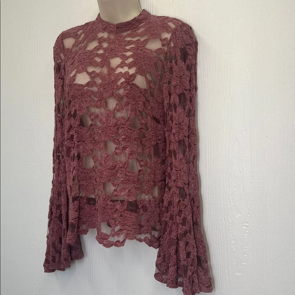 Anthropologie - Akemi + Kin Rose Pink Mock Neck Lace Long Sleeve Blouse Size 6
